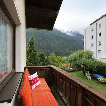Apartment Florian 1 *